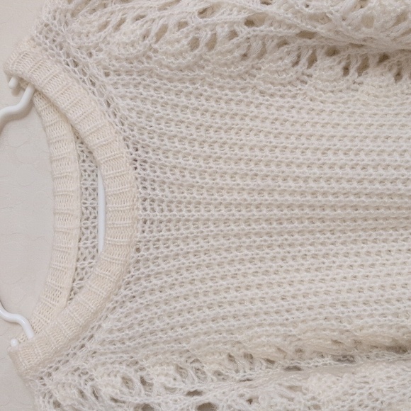 NWT Pilcro Oversized Sweater Ivory Knit Devenne Pointelle - Size XS - Picture 3 of 11